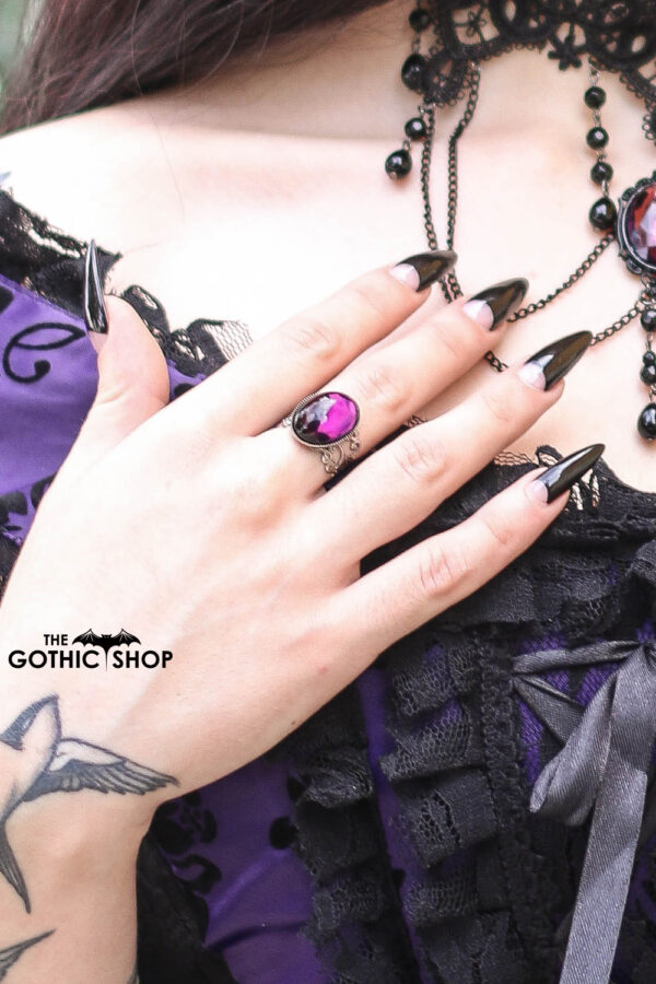 Shadowed Splendor: Crafting Unique Gothic Jewellery Masterpieces post thumbnail image